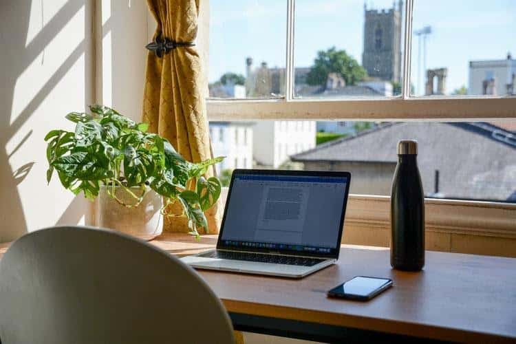How to Design Your Own Space to Work from Home